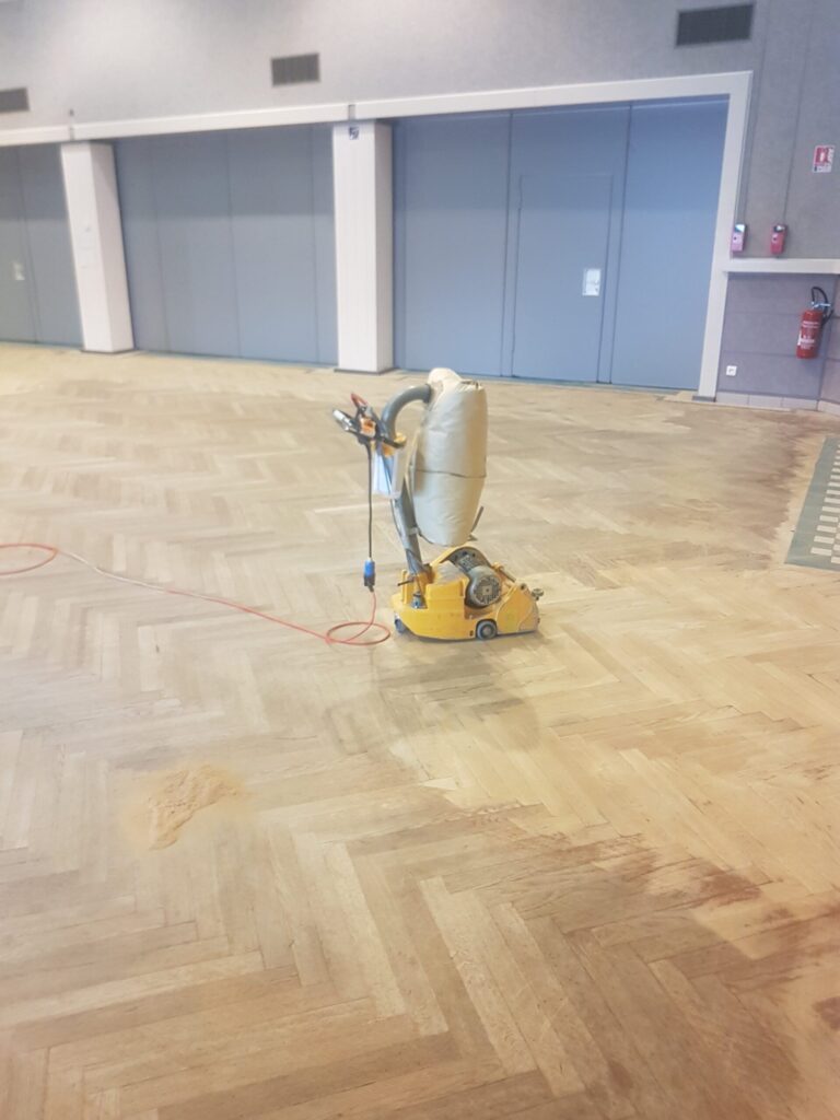 PARQUET-AVANT-min-scaled