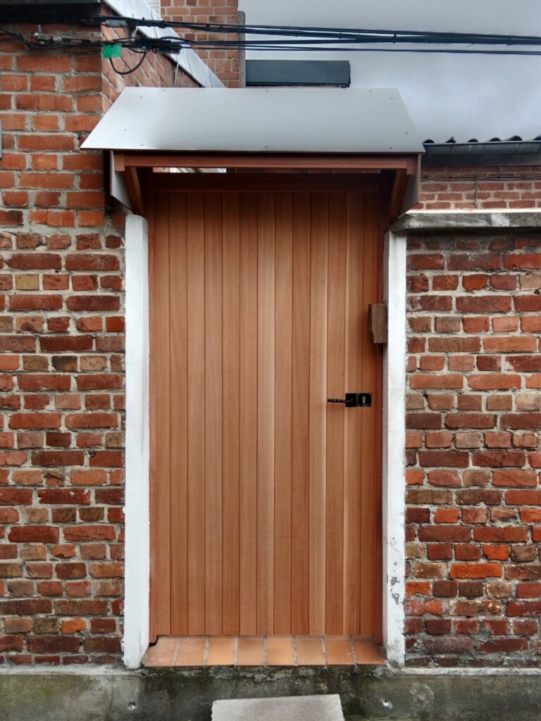 PORTE-BOIS-EXTERIEUR-2